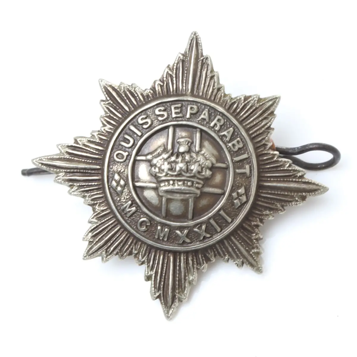 Old Quis Separabit Mcmxxii Military Cap Badge 1