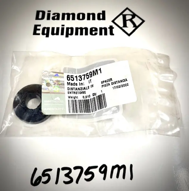 Mccormick / Argo Parts Spacer, 6513759M1 1