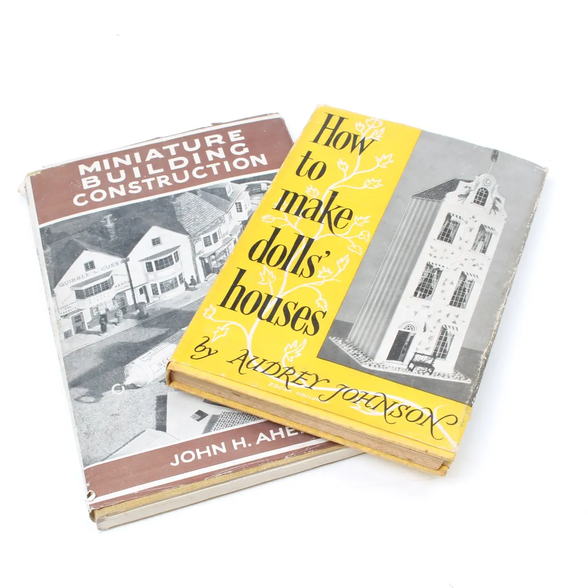 Model Miniature Building And Dolls House Books 1