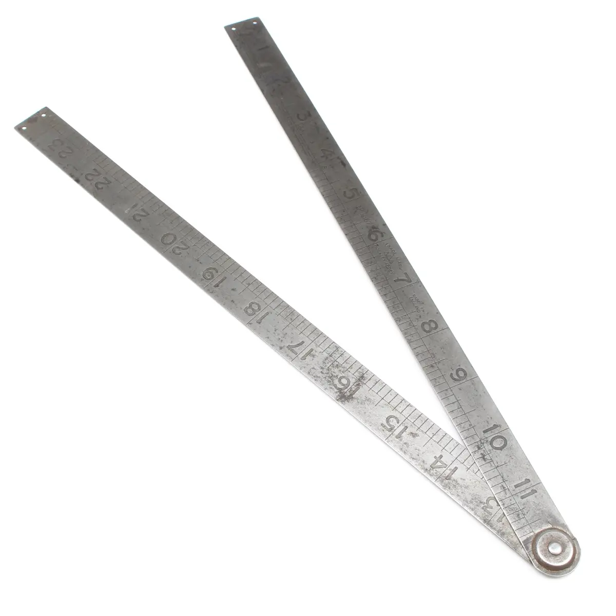 Hockley Abbey Folding Rule - No 1667 - 24" 1