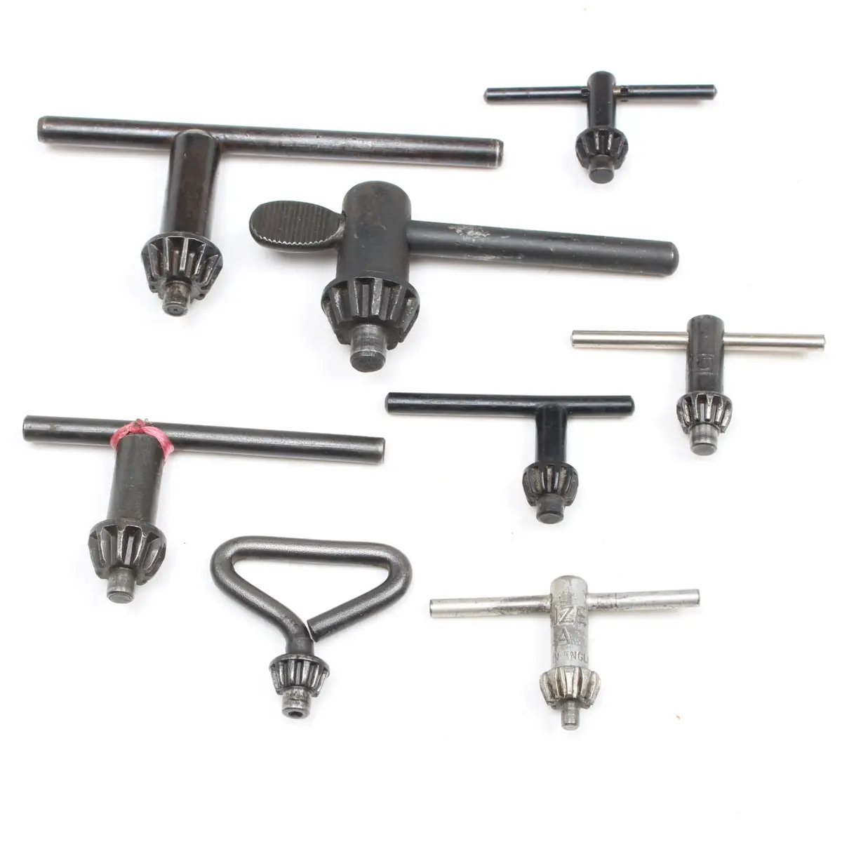 8X Various Old Chuck Keys 1