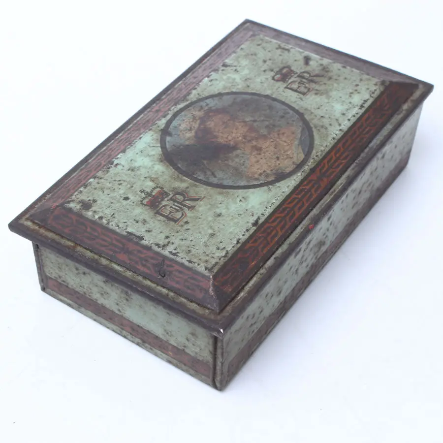 Sold - Coronation Souvenir Tin – 1953 Er 1