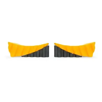 Camco 44425 Curved Leveler And Chock, 2-Pack 1