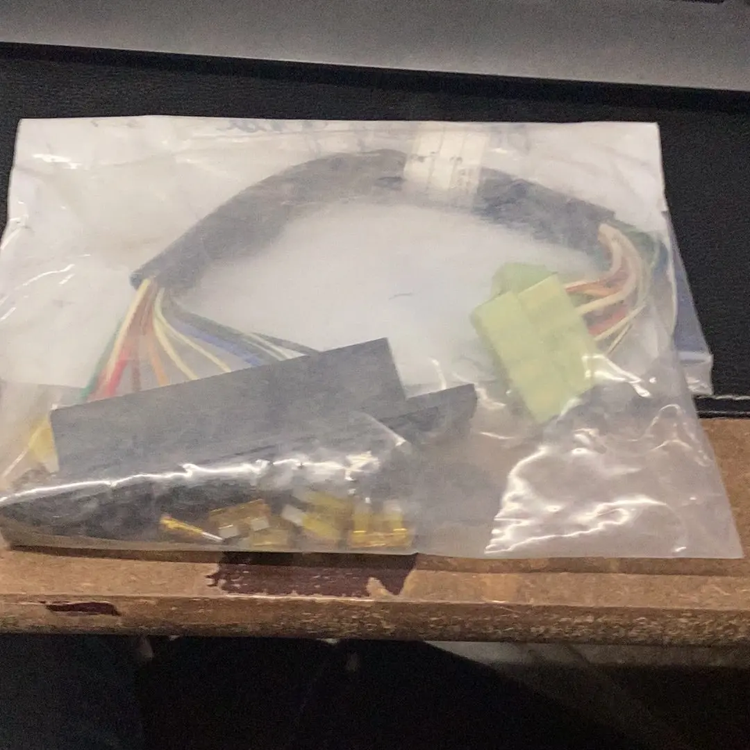 Ls Tractor Box Assembly, Fuse, 40007039 1