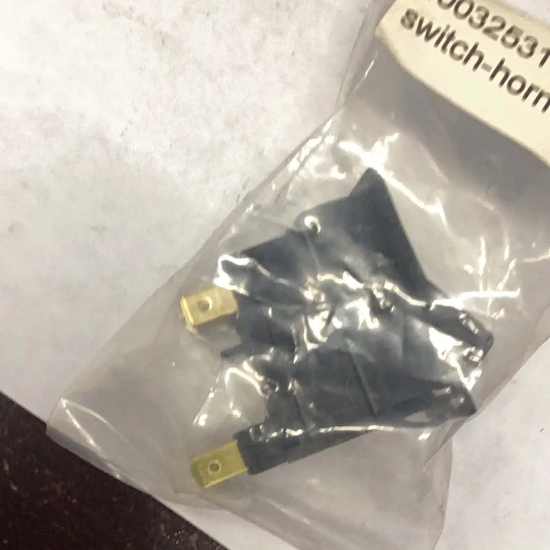 Ls Tractor Switch Horn, 40032531 1