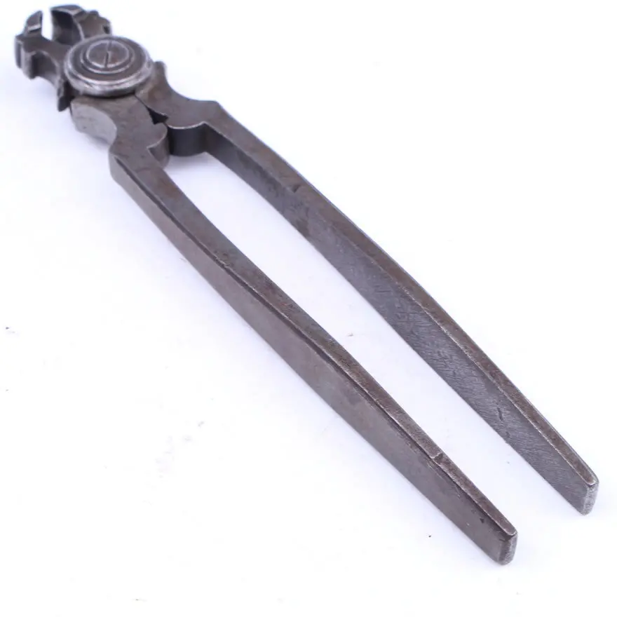 Sold - 18Th Century Pair Of Pincers 1