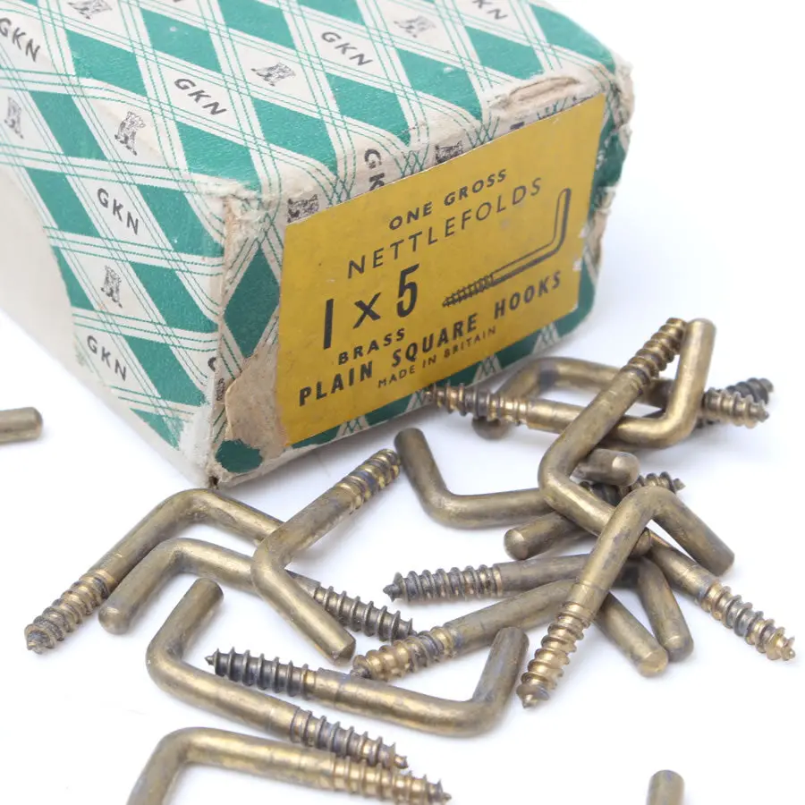 10 X Nettlefolds 1 X 5 Plain Square Brass Hooks 1